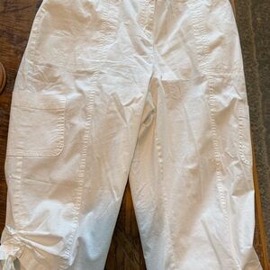 Cato Crisp White Capris with Pocket Detail